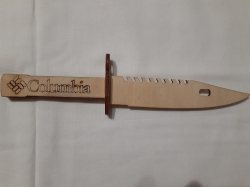 Сувенир деревянный  Нож 2