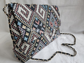 Сумка з гобелену "Вишиванка" прямокутна, з клапаном, що застібається, на магніт