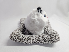 Милі музичні кошенята на килимку. Фігурка Котика. Котик з функцією мяукання.