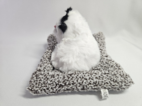 Милі музичні кошенята на килимку. Фігурка Котика. Котик з функцією мяукання.